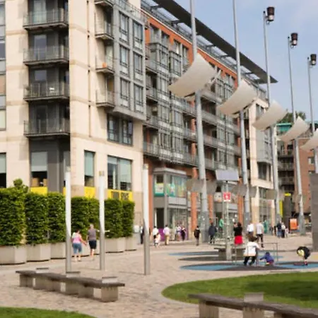 Smithfield Square Nest Entire Appartement *