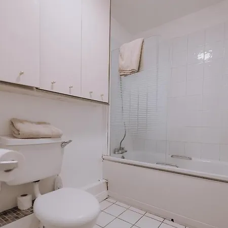 Apartment Smithfield Square Nest Entire Dublin