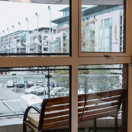 Smithfield Square Nest Entire شقة